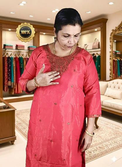 🌟 Premium Designer Churidhar Set –